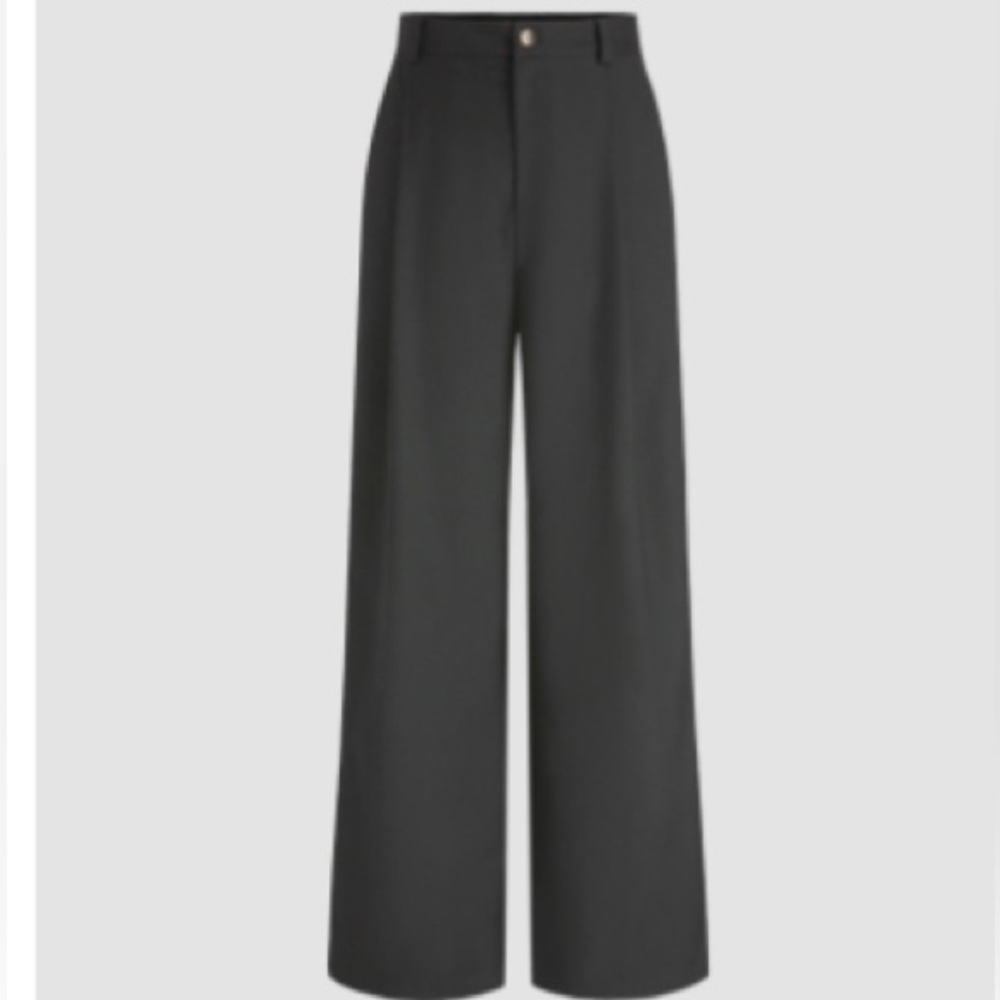 Solid straight leg trousers- Black 🖤✨